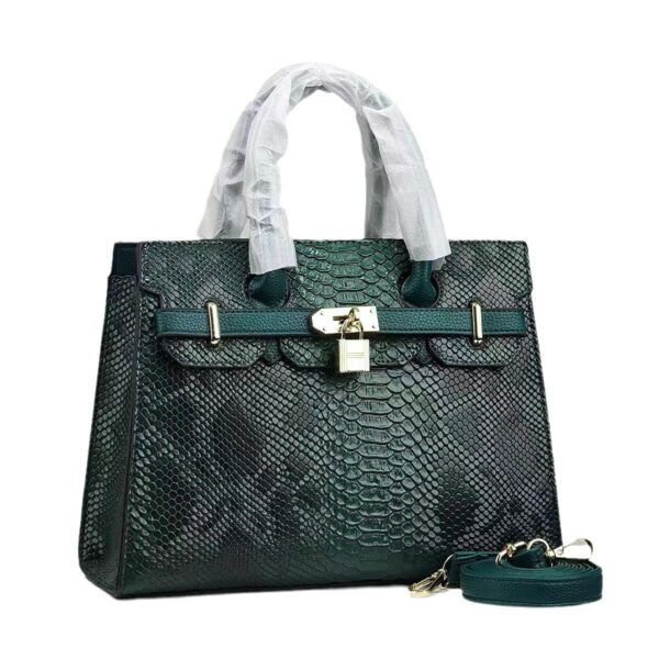 Madam Camila Fashion Handbag ()